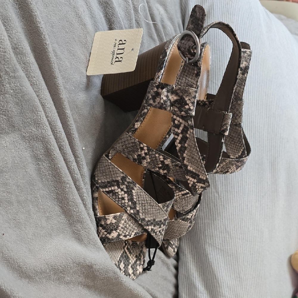 NEW WITH TAGS a.n.a Snakeskin Wedge Sandals - Black and Tan